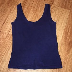 Blue tank/crop